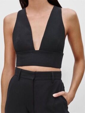 Aritzia Wilfred Gerland Crop Top Black Size 2 Contemporary Minimalist Crepe